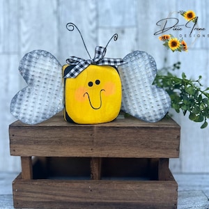 Chunky Block Bee, Cute  Bee, Farmhouse, Summer Tiered Tray, Spring Decor, Bee, Bee Tiered Tray, Buffalo Check