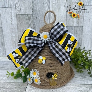 Large Bee Skep, Tiered Tree Decor, Honeybee Decor, Farmhouse Decor, Spring Tiered Tray, Bee Decor, Bees and Daisies, Buffalo Check, Cute Bee
