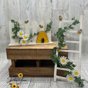 Bee Fence, Bee Tiered Tray, Spring Decor, Summer Decor, Cute Bee, Bee Ladder, Honeybee, Farmhouse, Bee Decor