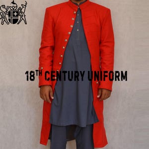 Cappotto militare in lana rossa del XVIII secolo: stile ufficiale britannico