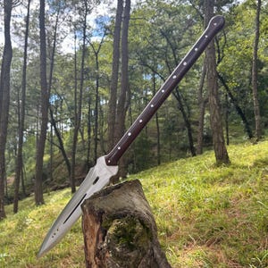 Viking Spear - Handmade Spear | Unique Viking Gifts | Wedding Gifts | Birthday Gifts for Boyfriend | Balanced Water Tempered Spear
