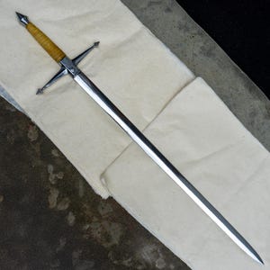Broadsword 30 Inch 5160 Leaf Spring Steel, Full Tang Hand Forged Medieval Cruciform