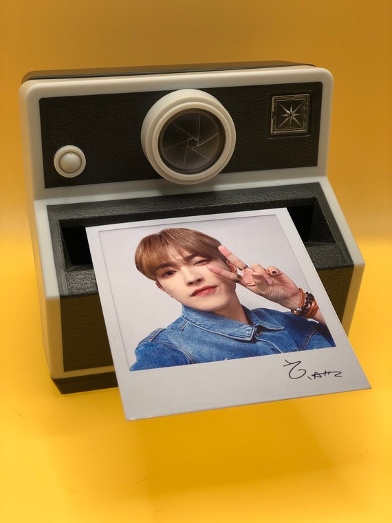 ATEEZサイン入りポラロイド ATEEZ 非公式サイン入りポラロイド - 8枚セットまたはメンバー個別