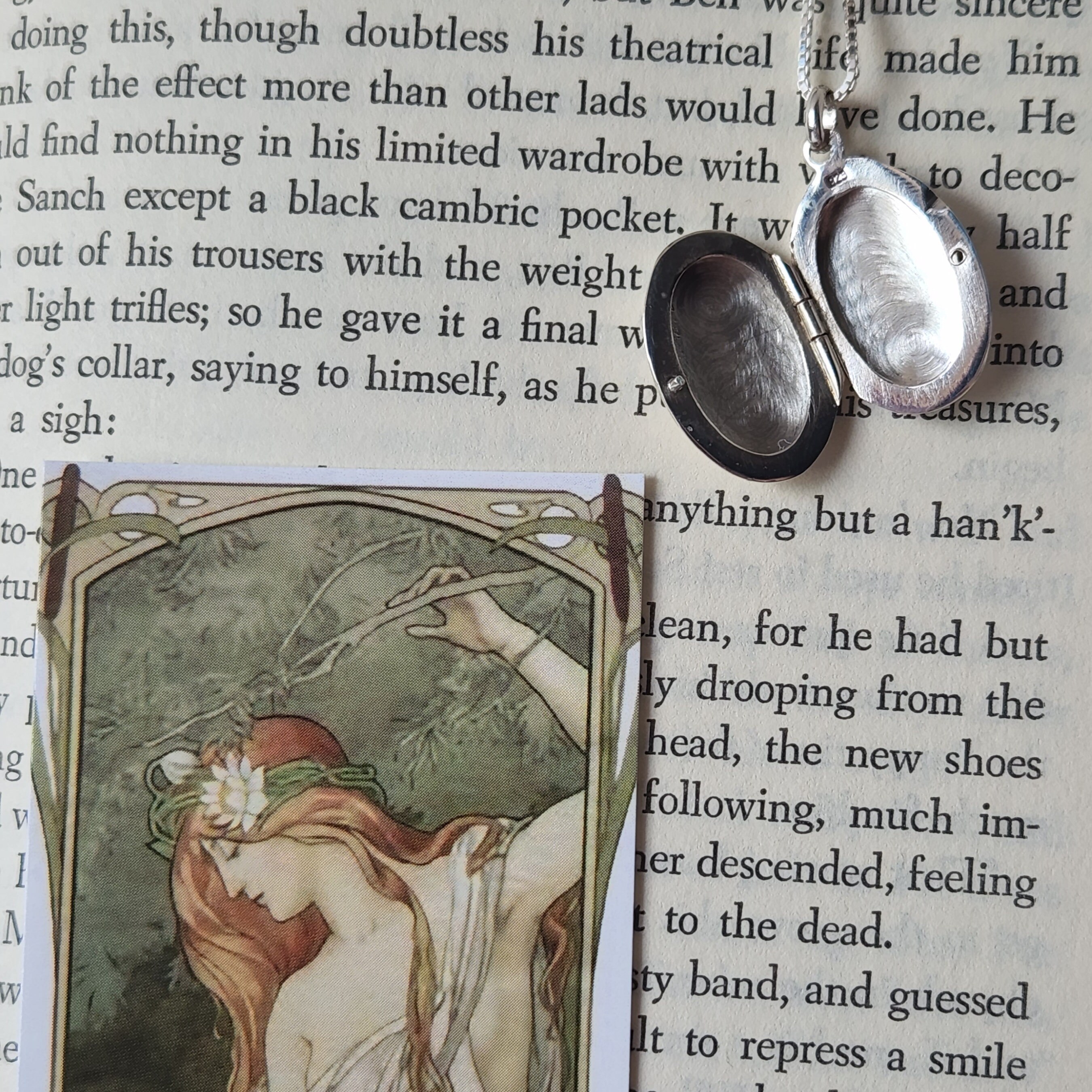 Vintage Engraved Silver Locket On Silver Chain In Antique Lockets - Foto 5