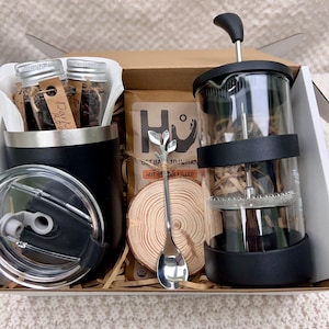 Coffee Lover Gift Box: French Press, Mug & Gourmet Coffee Samples
