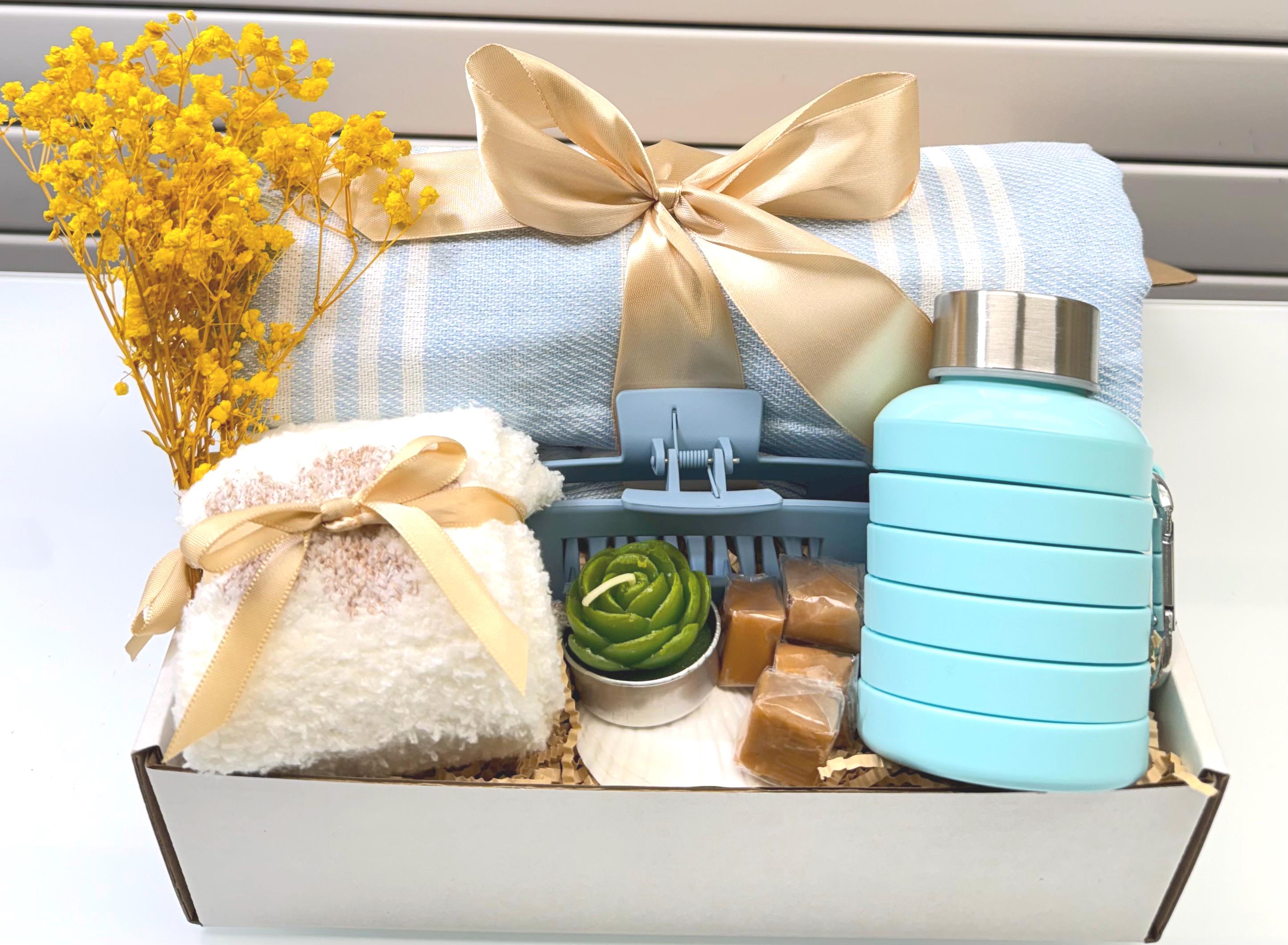 Mothers Day Gift Basket with Cotton Blanket. Perfect gift for summer and spring