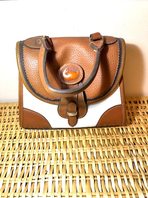 The Nuthatch - Vintage Damier Azur Shoulder Bag with Gold Crossbody Ch –  Beauty Bird Vintage