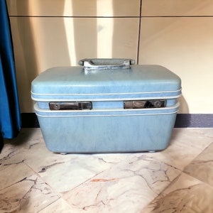 Vintage Baby Blue Samsonite Profile Train Case, Cosmetic Case, Travel Case, Luggage, No Key or Tray image 1