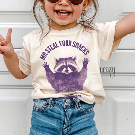 Funny Toddler T-Shirt Raccoon Steal Your Snacks Kids Shirt | Cute Feral Snack Shirt for Toddler and Youth | Funny Animal Graphic Tee”