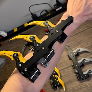 Mecanismo de cuchilla de brazo funcional para cosplays de trajes blindados imagen 10