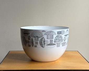 Scandinavian Modern Tatti Mushroom Bowl Designed by Kaj Franck and Esteri Tomula for Arabia Finel | Made in Finland