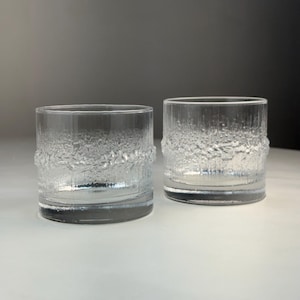 Pair of Iittala Niva On The Rocks Glass 2 3/4” Tall 7 oz Tapio Wirkkala Finland - Scandinavian Scandi Modern Japandi Designer Ice Glass