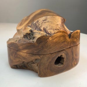 Vintage 1980s Signed Handmade Burl Wood Live Edge Hand Crafted Wood Trinket Box