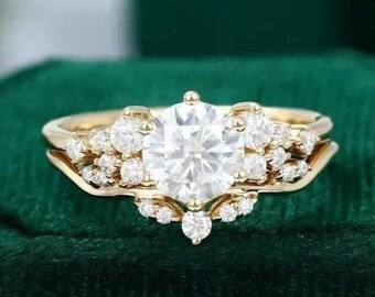 Ensemble unique de bagues de fiançailles en grappe, ensemble de bagues de fiançailles en moissanite vintage en or jaune, mariage en diamant, ensemble de mariée, cadeau d'anniversaire pour femme