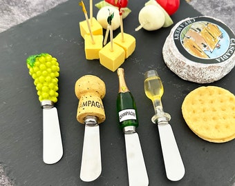 Cheese Spreader Wine Decor 4-Piece Hand Painted Resin Handle with Stainless Steel Blade Multipurpose Cheese Spreader set, Champagne Design