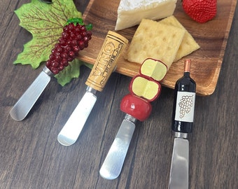 4-Piece Hand Painted Resin Handle with Stainless Steel Blade Multipurpose Cheese Spreader Set (Vino Design)