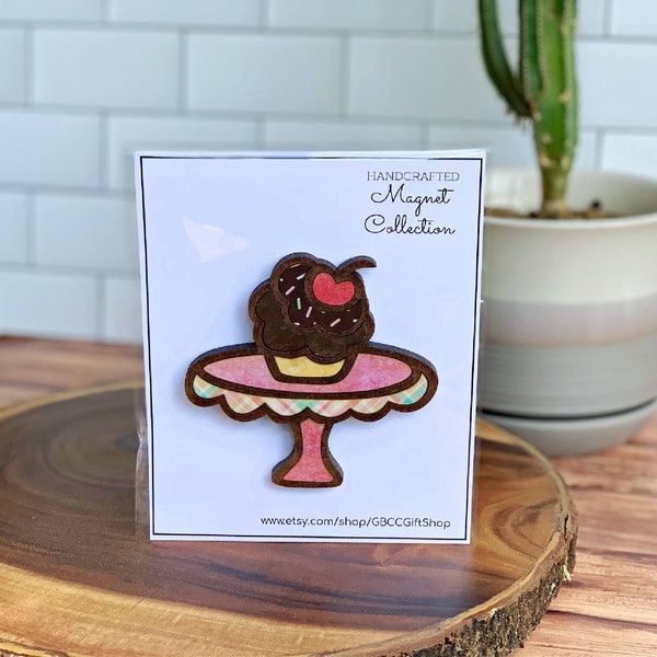 Cupcake Bakery Refrigerator Magnet Set, Baker Gifts, Fridge Magnet, Gift Ideas