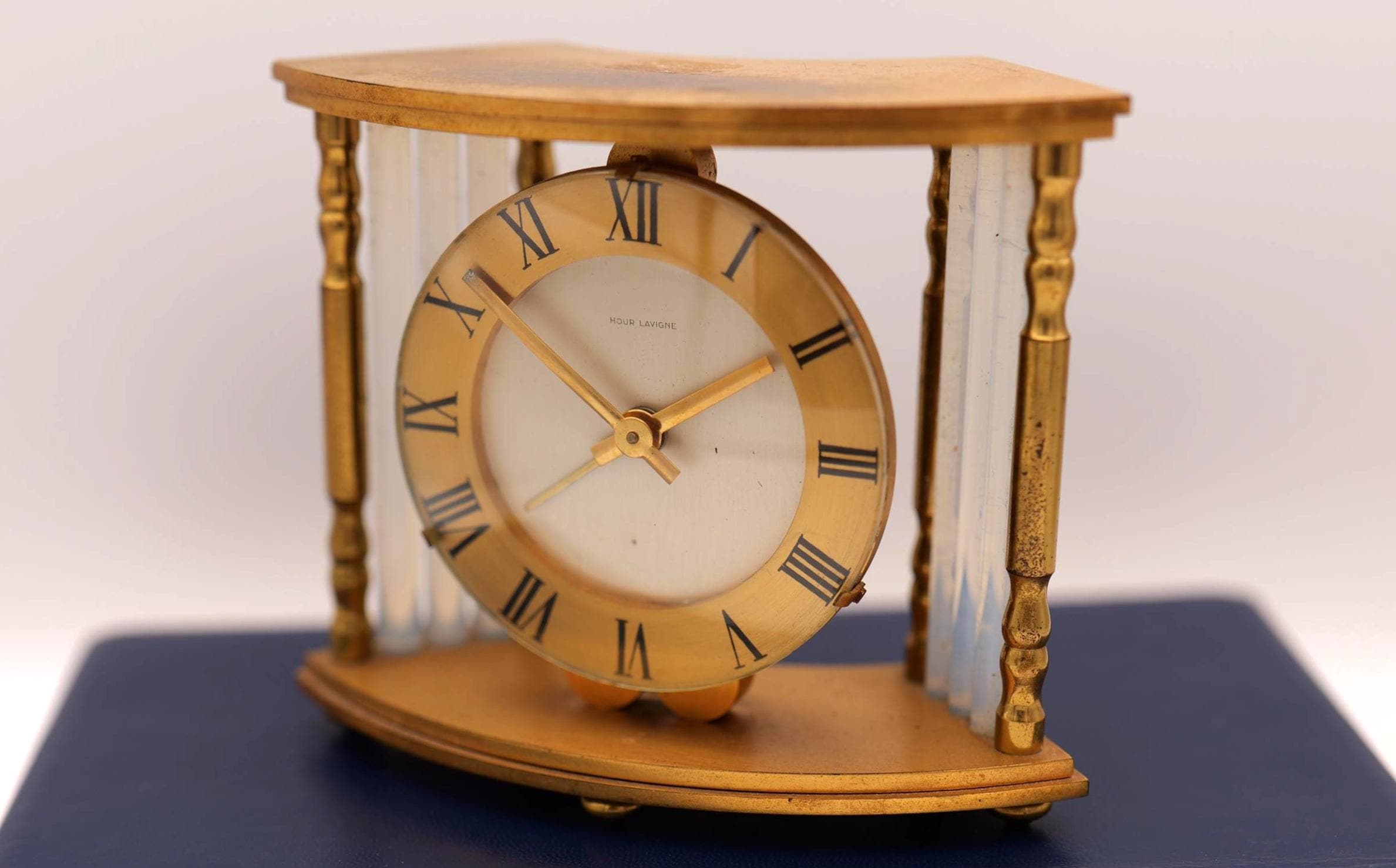 Hour Lavigne Clock - Etsy