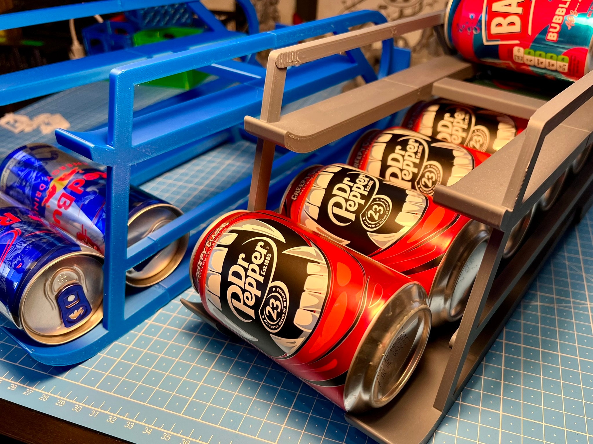 Distributeur de canettes de soda - soda-cans rack - L'Atelier au