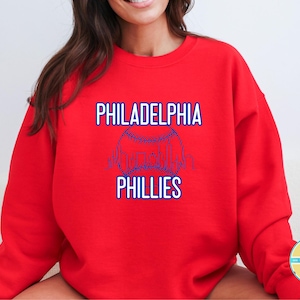 Trendy Philadelphia Phillies Rote Skyline Baseball Rundhals-T-Shirt