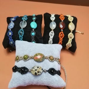 micro macrame bracelet - gemstone