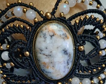 Micro macrame cuff bracelet - Dendritic Cabochon