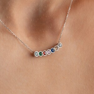 Personalized Silver Family Birthstone Necklace | Dainty Gemstone Pendant | Mother&#39;s Jewelry, Custom Birthstone Gift | Birthday Gifts for her