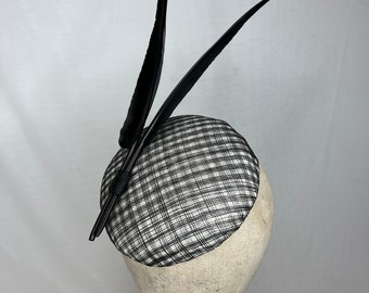 Striking White and Black Round Button Beret Striking Hat with Two Large Feathers