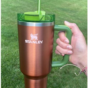 STANLEY 40 oz. Quencher H2.0 FlowState Tumbler - Watermelon  Moonshine: Tumblers & Water Glasses