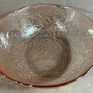 Vintage Arcoroc France  Rosaline Rosa Pink Serving Bowl  9” x 3.5” embossed Floral excellent condition!