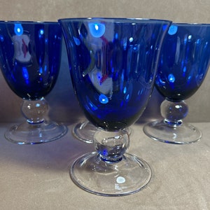 Vintage Rare! Lenox Gems Cobalt Blue Goblets set of 4 Glassware 5 3/4” T  3 3/4” W Excellent Condition Beautiful Blue !!!