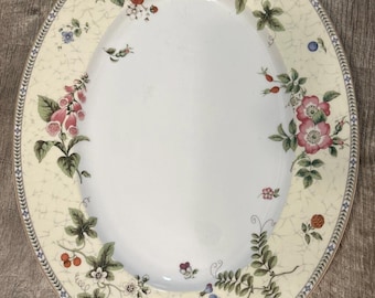 Vintage Wedgwood “Fleur” Strawberry Large Platter serving plate 14” x 11” Fine China Excellent Condition!
