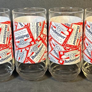 Vintage set of 4 Budweiser Tumblers Glassware 5 3/4” T  2 5/8” opening  holds 16oz  heavy bottoms beer glasses Excellent condition