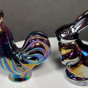 Vintage Fenton Glass Fenton Amethyst Art Karneval Glaskaninchen oder Hahn Miniatur Tiere kleine Figuren markierte ausgezeichneten ausgezeichneten Zustand