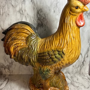 Vintage Chicken Rooster Ceramic Large Statue made in China 14”T x 11”L x 6.5” W Hen Statue Figurine in Great Condition