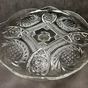 Vintage Victorian Glass Pedestal Cake Stand 9.5” x 4” Scalloped EAPG, Sunburst great condition