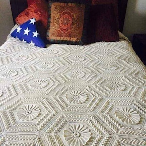 Beautiful Vintage Pride of Boudoir Crochet Blanket pattern