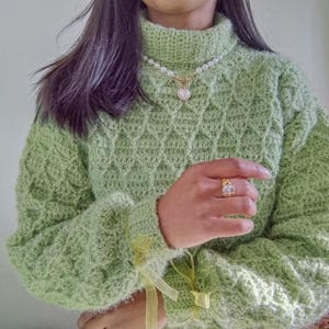 Margo Barbie Jumper Crochet Pattern – Easy Granny Sweater, XS-3XL (PDF Pattern)