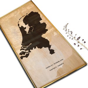 Carte des Pays-Bas, décoration faite main personnalisée | Plaque en résine et bois