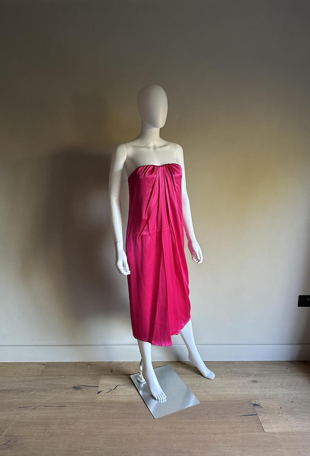 alexander mcqueen hot pink dress Alexander Mcqueen S/S 2008 Hot Pink Strapless Silk Dress
