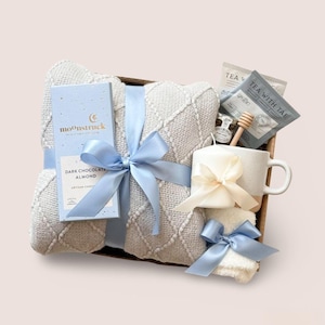 Birthday Gift Box, Sister Birthday Gift, Birthday Gift Basket, Happy Birthday Box, Womens Birthday Gift, Best Friend Birthday