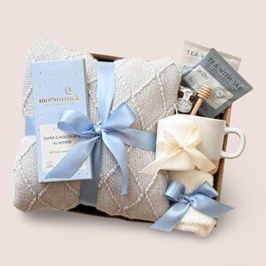 Birthday Gift Box, Sister Birthday Gift, Birthday Gift Basket, Happy Birthday Box, Womens Birthday Gift, Best Friend Birthday