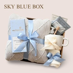 Mother's Day Gift idea, Best Mom Gift Box, Happy Mother's Day Gift for Her, Personalized Gifts for Her, Classy Gift Basket for Women 1. SKY BLUE BOX