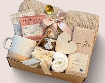Thank you Gift Box for Her, Corporate Gift Basket Ceramic Mug and Tea, Candle with Warm Cozy Blanket Gift Box for Boss Teacher Co-Worker