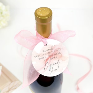 Pop And Cheer When Baby Is Here. Girl Champagne Shower Favor Printable. Editable Pink Pop It When She Pops Sticker. Mini Prosecco Tag. GRD
