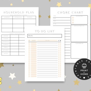 Op de afbeelding: Printbare plannerpagina's met een zwart-wit ontwerp. De pagina's bevatten een huishoudplan, een klusjeslijst en een to-dolijst. De pagina's zijn ontworpen om thuis te worden afgedrukt.