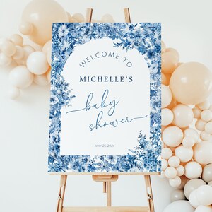 Letrero de bienvenida para baby shower en tela de Jouy. Letrero vintage azul para baby shower de niño. Plantilla editable y elegante en tela azul. Descarga instantánea. BS65
