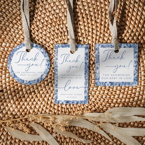 Etiquettes pour baby shower Toile De Jouy. Cadeau de remerciement pour baby shower bleu garçon. Modèle modifiable imprimable. Sticker Chinoiserie florale. BS65