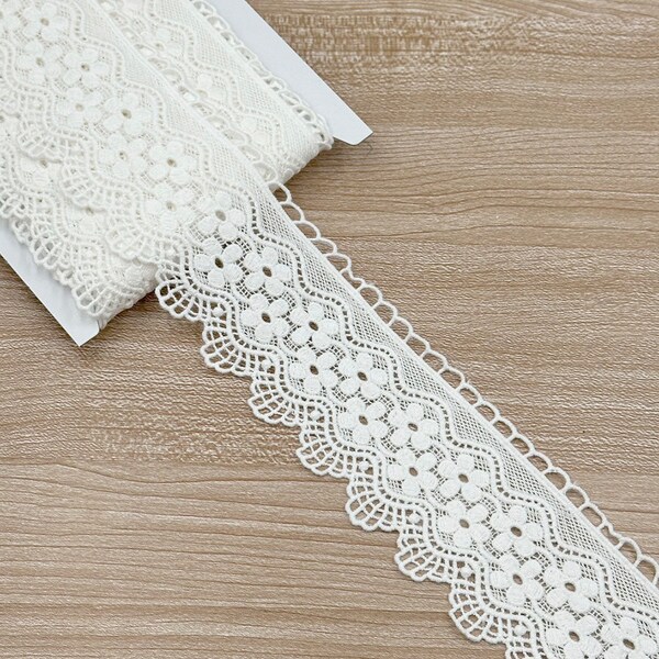 Daisy Lace Trim Top