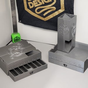 Portable Magnetic Dice Tower Box | Holder Storage Tray Gift Idea Roller Board Game D&D Pathfinder Catan War Mini Gaming Accessory Modular